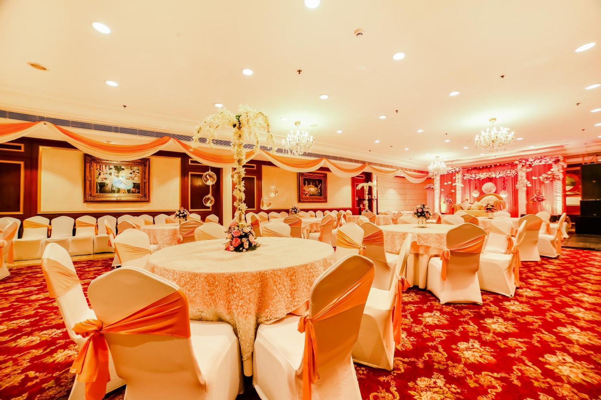 Hotel The Royal Plaza New Delhi Eksteriør bilde
